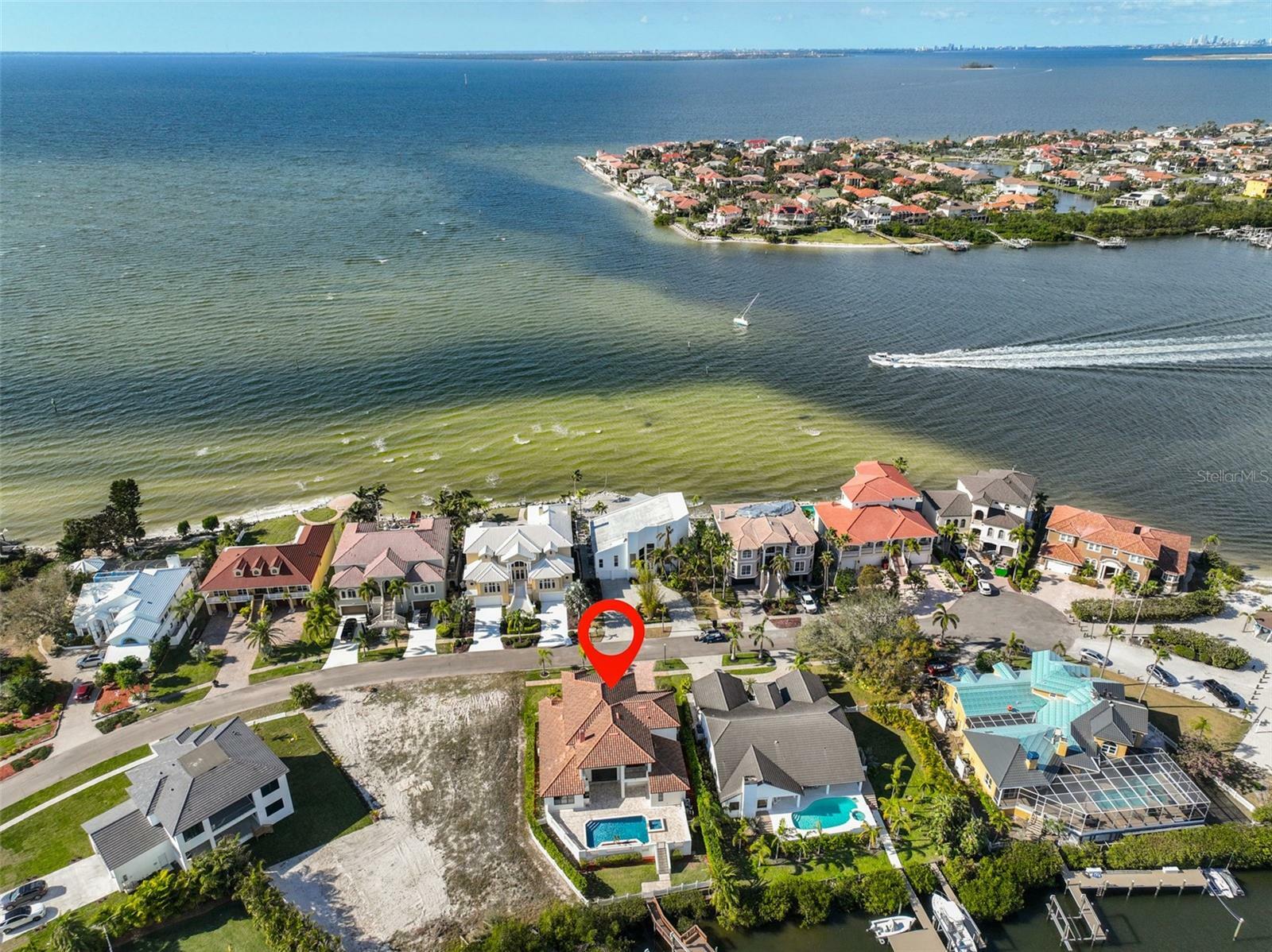 Property Photo:  912 Symphony Beach Lane  FL 33572 