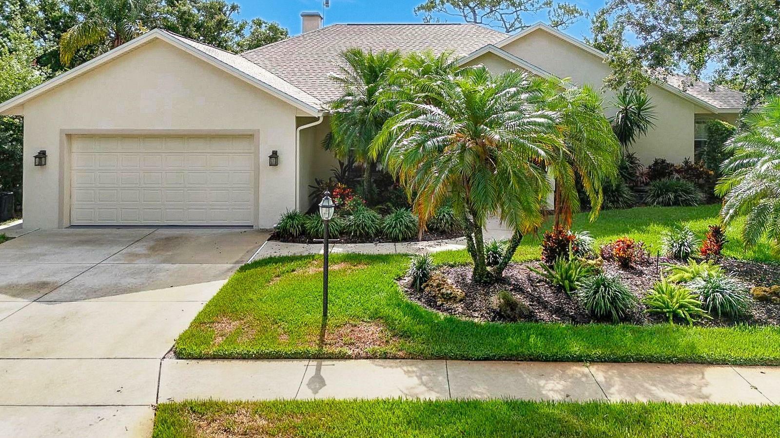 8047 Desoto Woods Drive  Sarasota FL 34243 photo