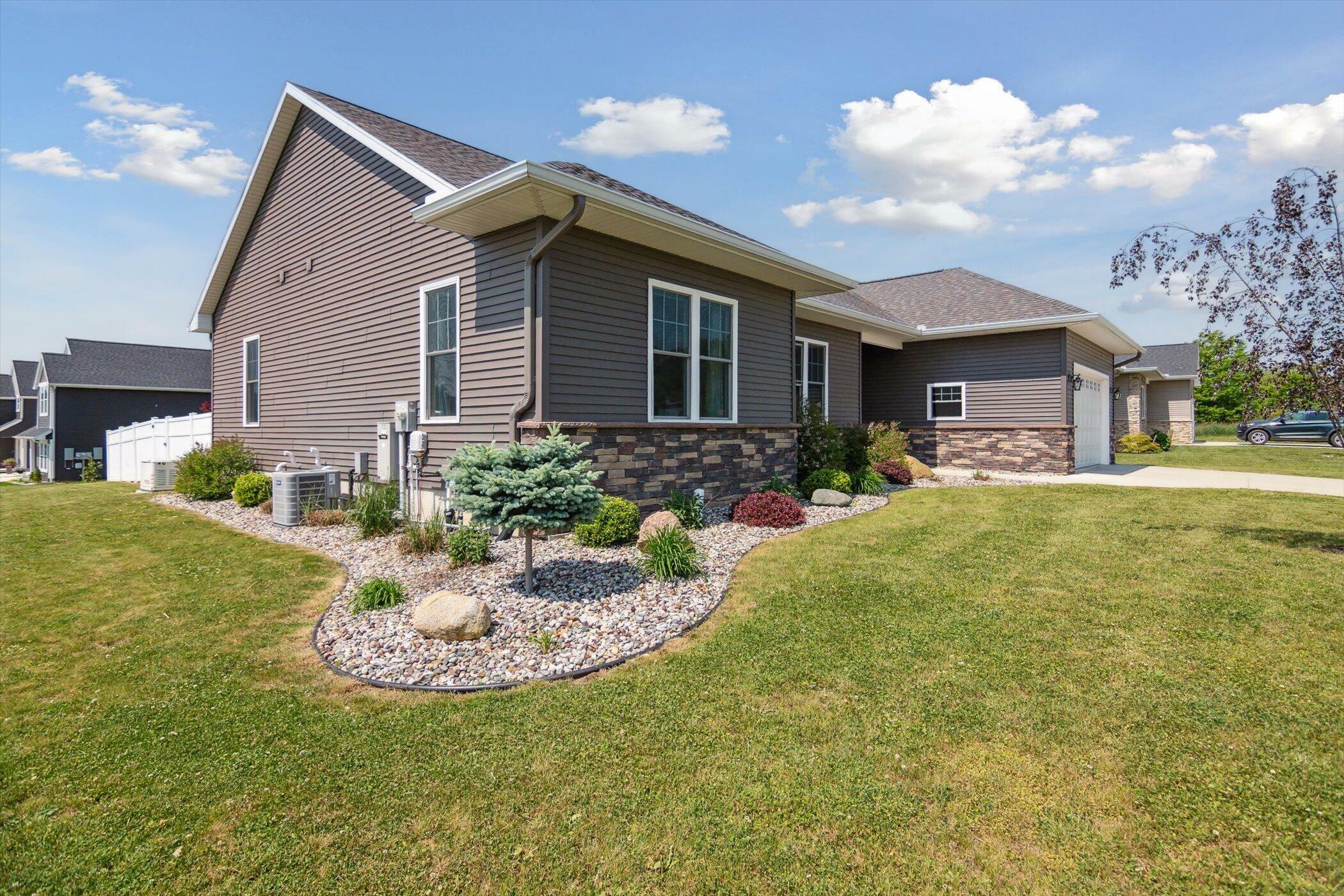 Property Photo: 10 Windswept Lane MI 49242