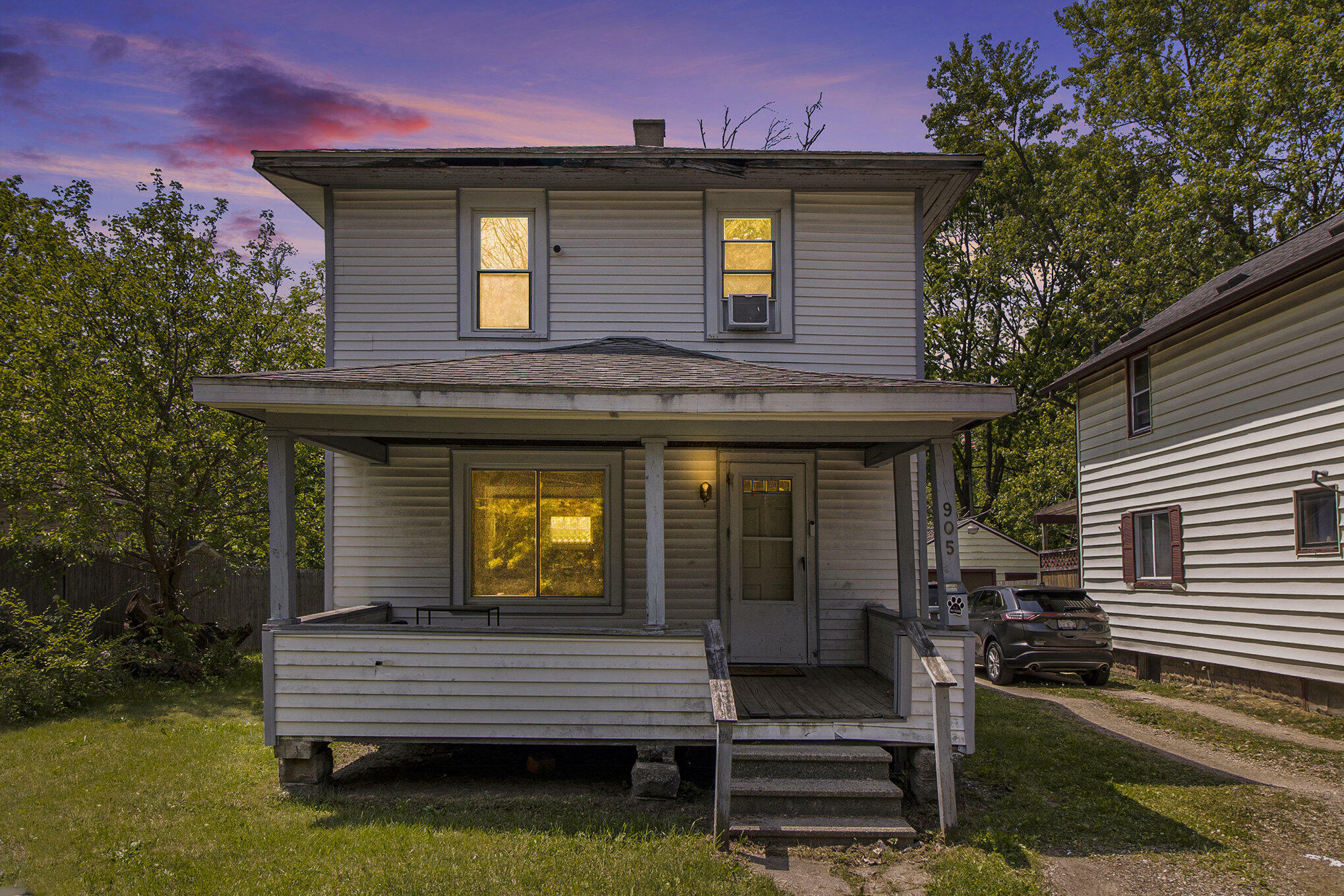 Property Photo:  905 Cooper Avenue  MI 49048 