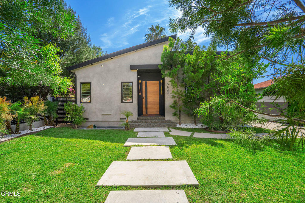 Property Photo: 5622 Natick Avenue CA 91411