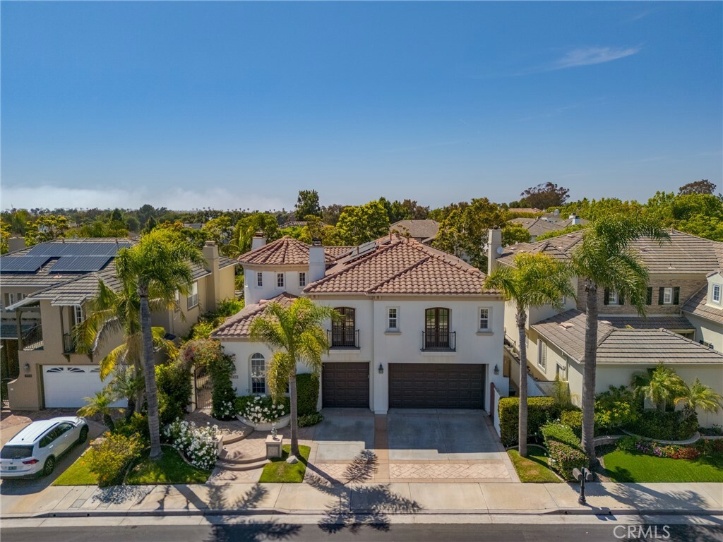 Property Photo: 6471 Frampton Circle CA 92648