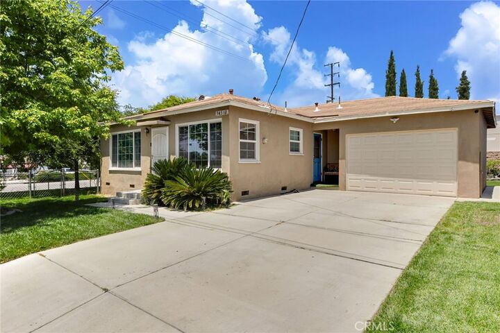 Property Photo:  34510 Avenue B  CA 92399 