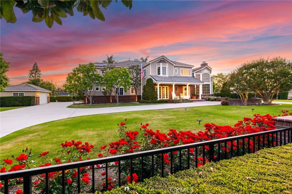 Property Photo: 8537 Acacia Dr CA 90630