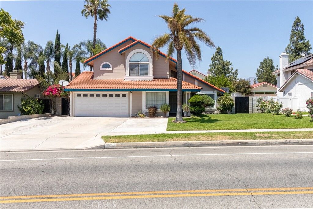 Property Photo: 1573 E Brockton Avenue CA 92374