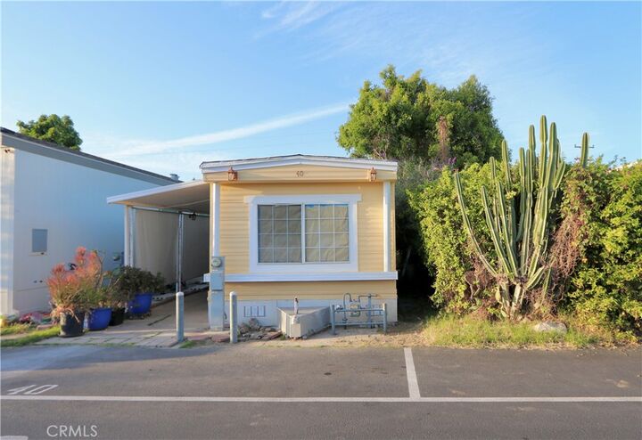 Property Photo:  13441 Lakewood Boulevard 40  CA 90242 
