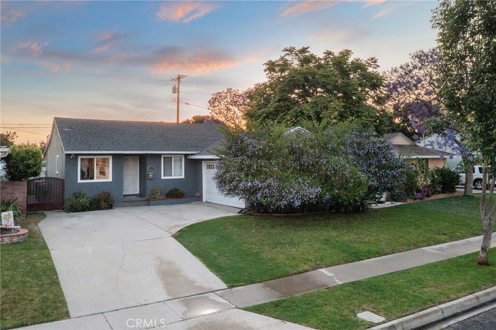 Property Photo:  14725 Kornblum Avenue  CA 90250 