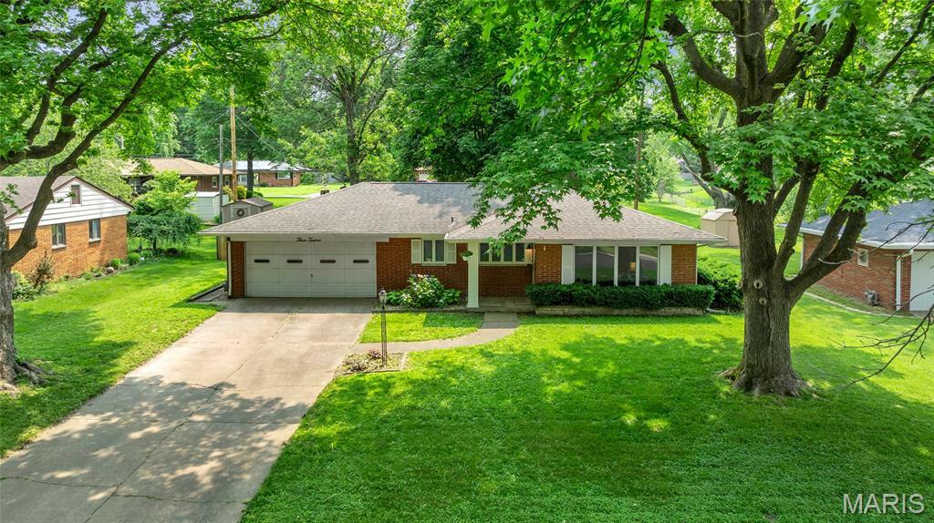 Property Photo: 312 Longview Drive IL 62223