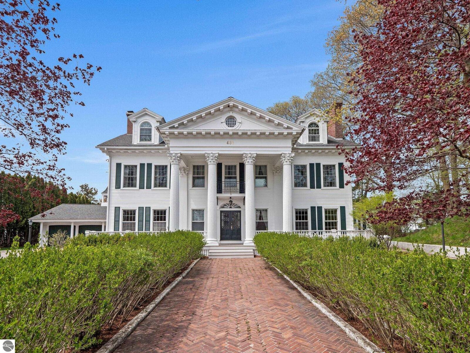 Property Photo:  431 Michigan Avenue  MI 49720 