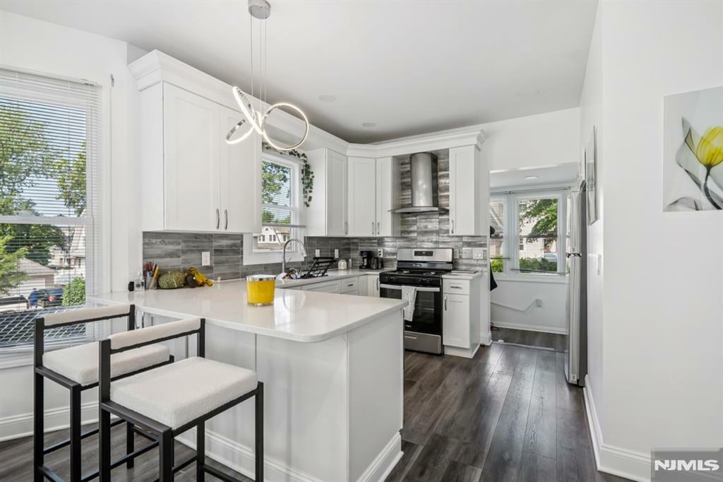 Property Photo: 31 Vanderbeck Place NJ 07601