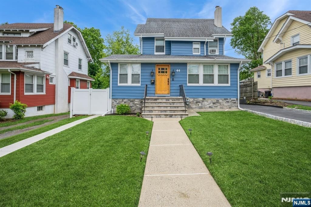 Property Photo:  44 Garden Street  NJ 07666 