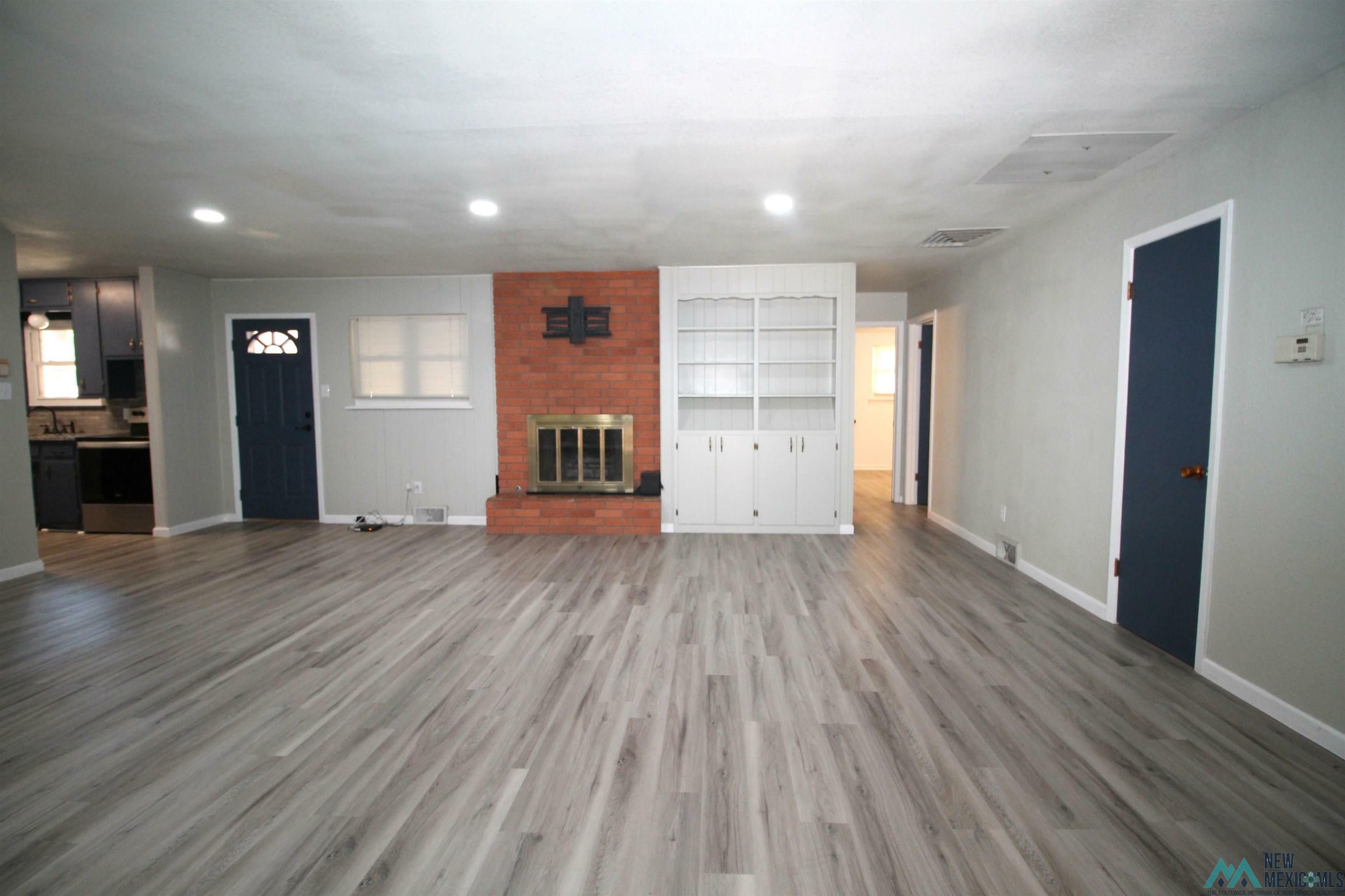 Property Photo: 301 Cactus Drive NM 88101