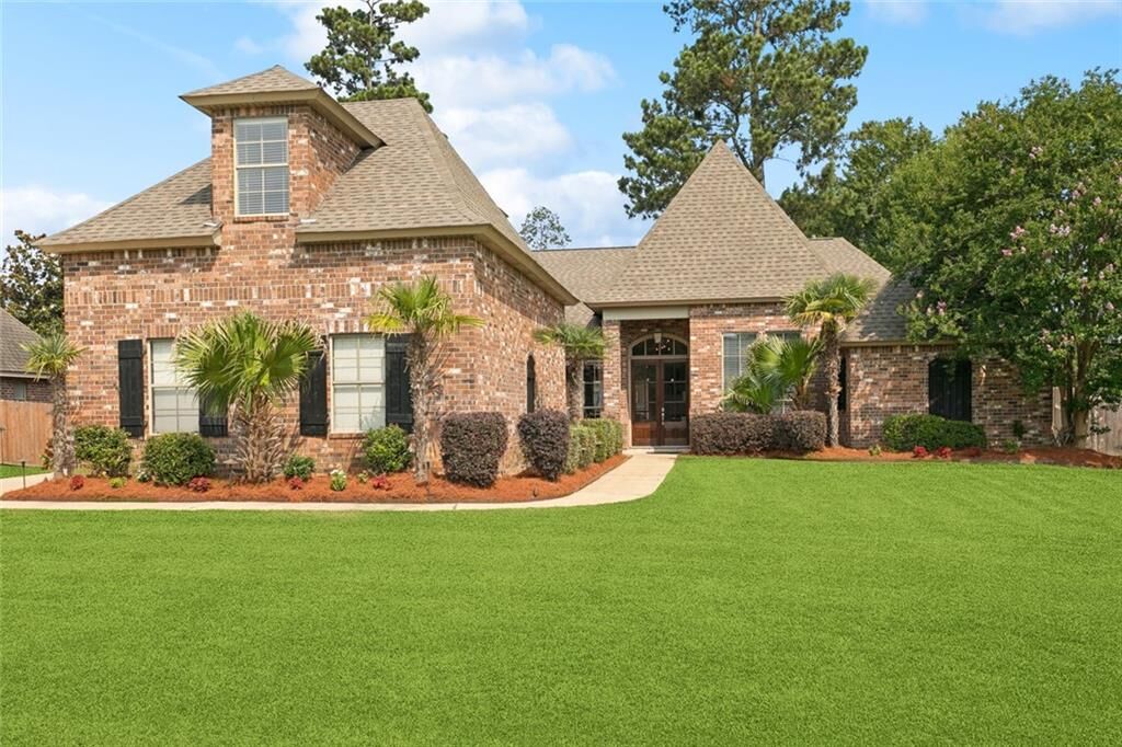 Property Photo:  1037 Scarlet Oak Lane  LA 70448 