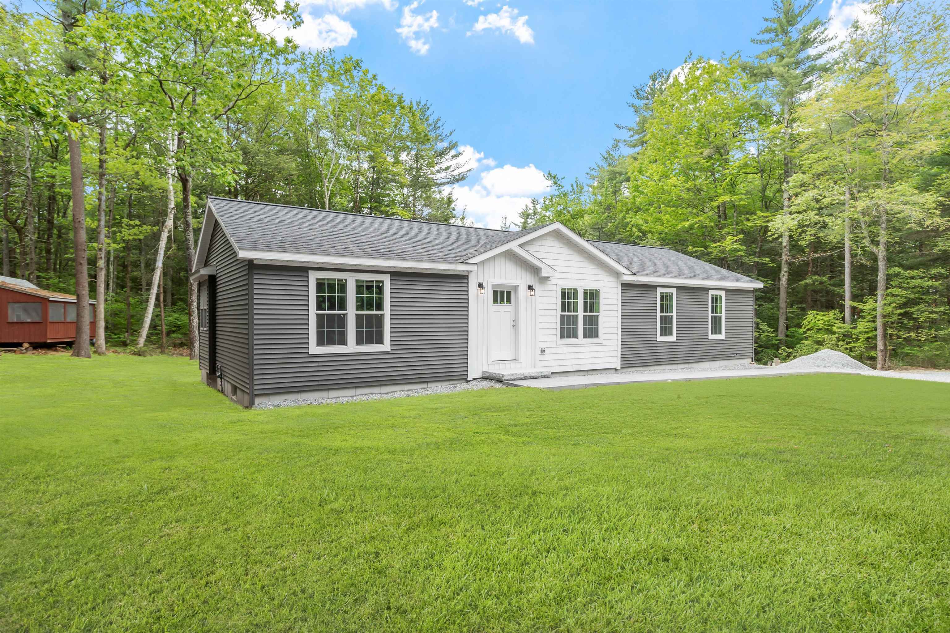 Property Photo: 336 Cemetery Road NH 03082