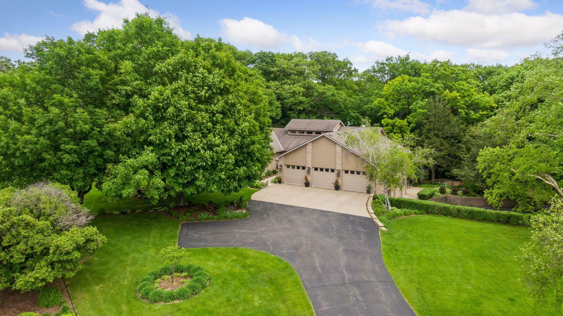 Property Photo: 1405 W Farm Road MN 55318