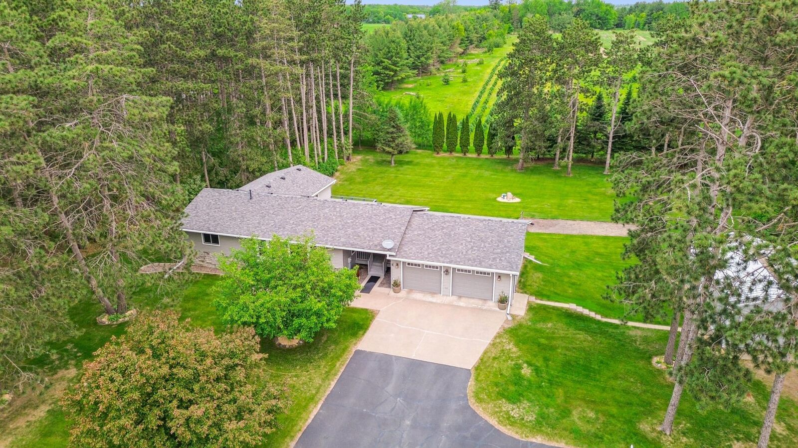 Property Photo: 4765 344th Lane NW MN 55008