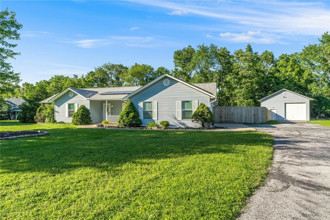 Property Photo: 8 Central Heights Way AR 72712