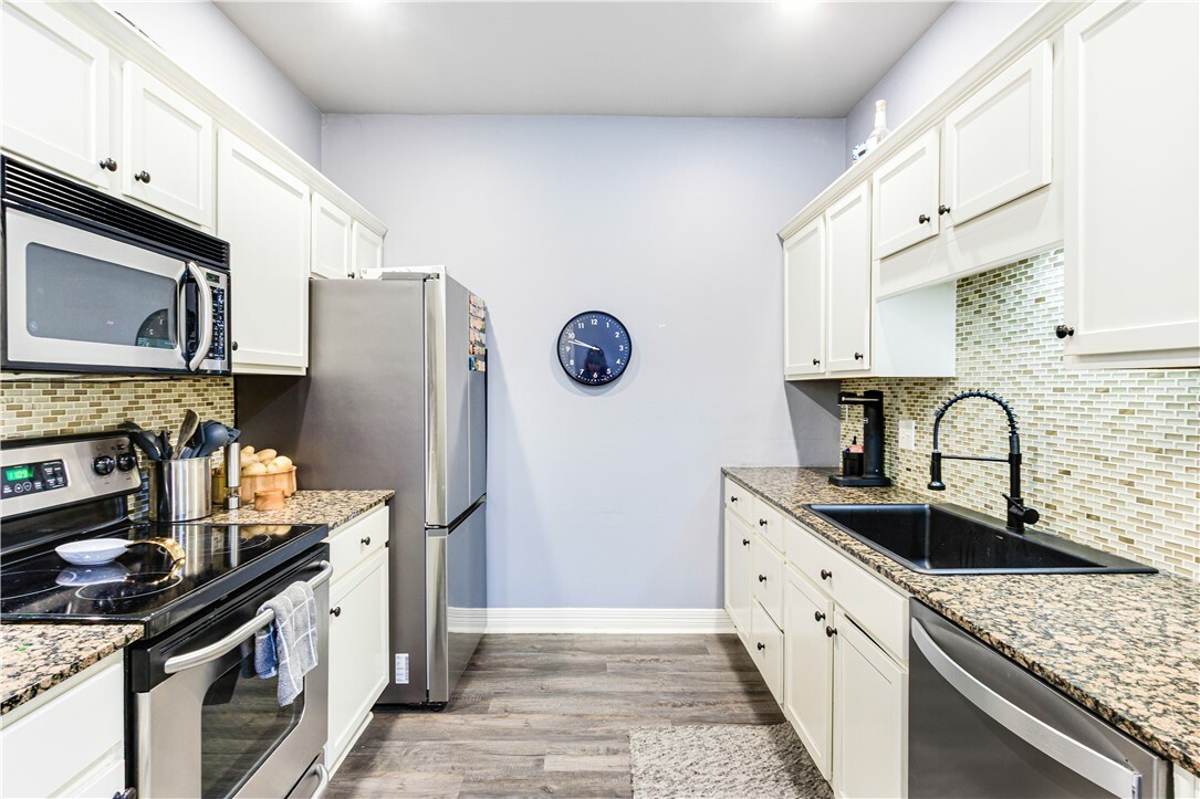 Property Photo: 916 Lafayette Street AR 72758