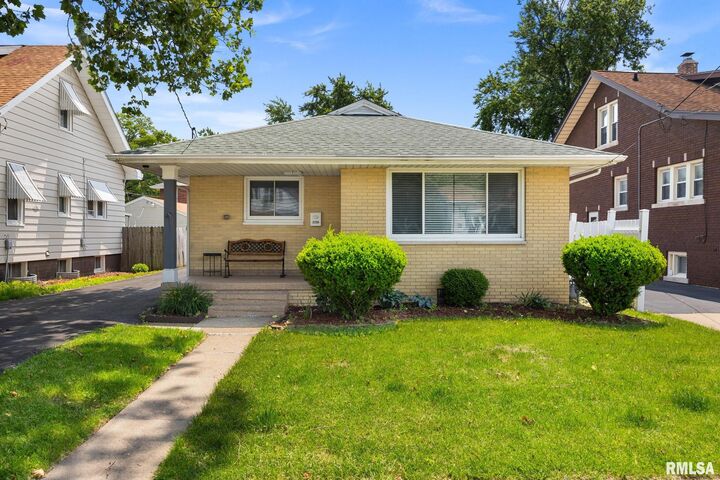 2206 W Rohmann Avenue  West Peoria IL 61604 photo