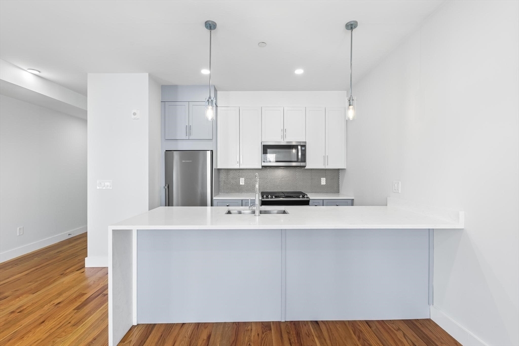 Property Photo: 181 Bennington St 4 MA 02128
