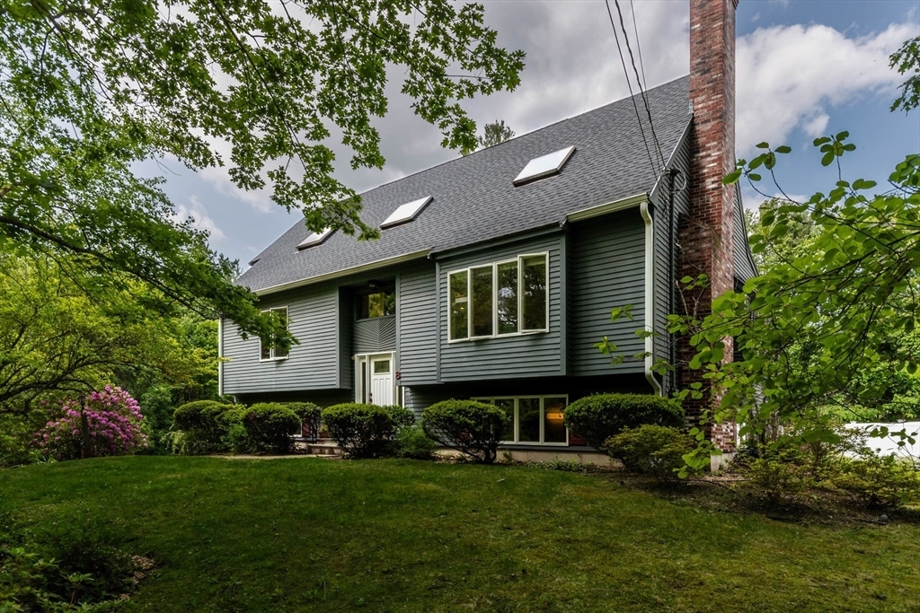 Property Photo: 8 Horseshoe Dr MA 01720