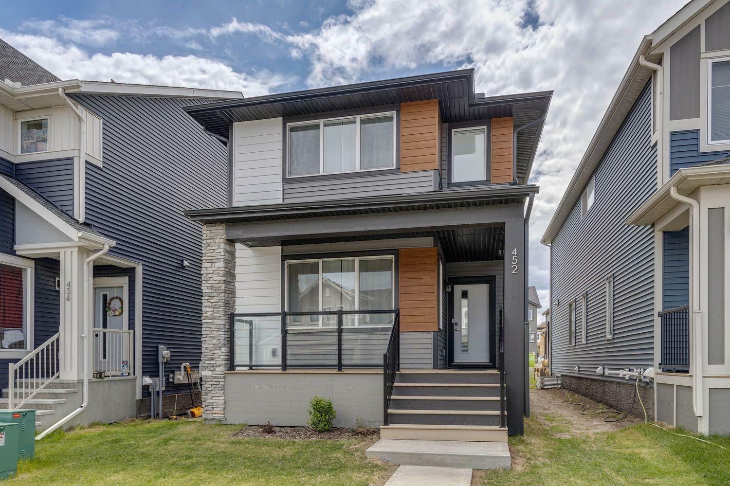 Photo de la propriété:  452 Creekrun Crescent SW  AB T4B 5J9 