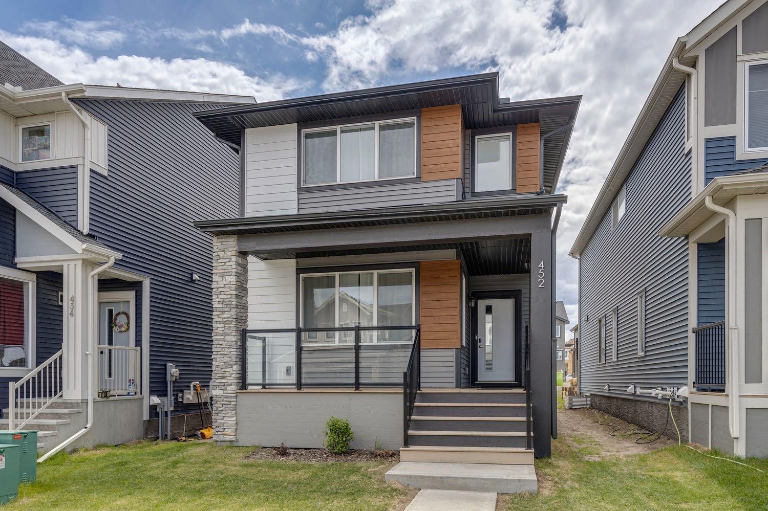 Photo de la propriété: 452 Creekrun Crescent SW AB T4B 5J9