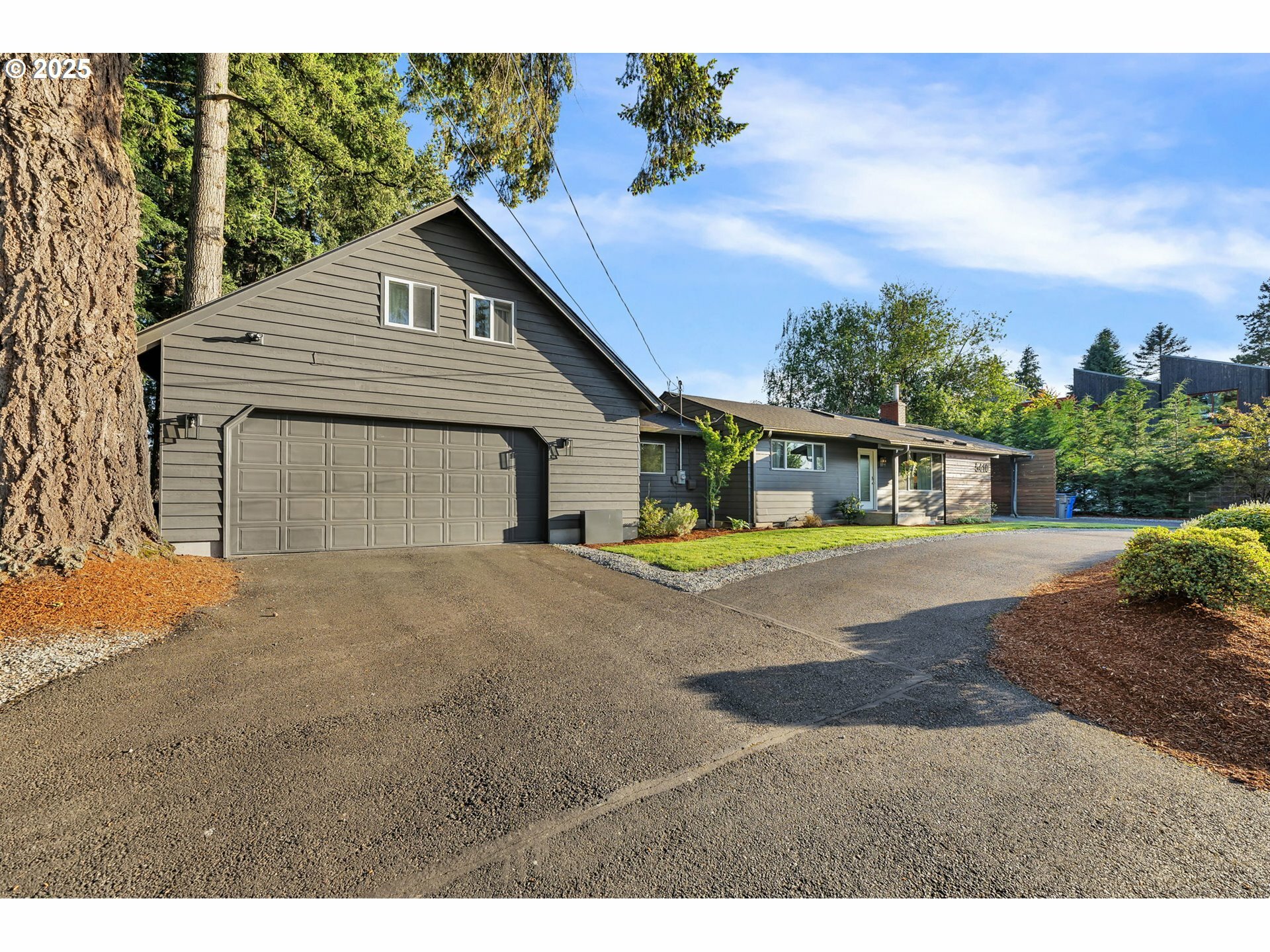 Property Photo:  5410 NW 38th Ave  WA 98607 