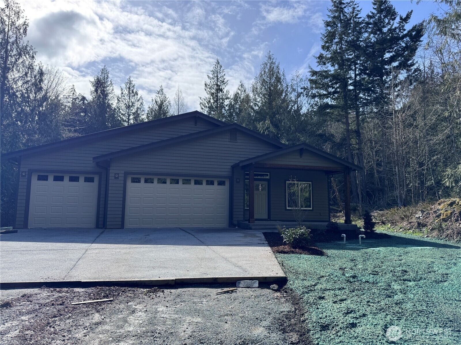 Property Photo: 6861 Lakewood Park Lane WA 98221