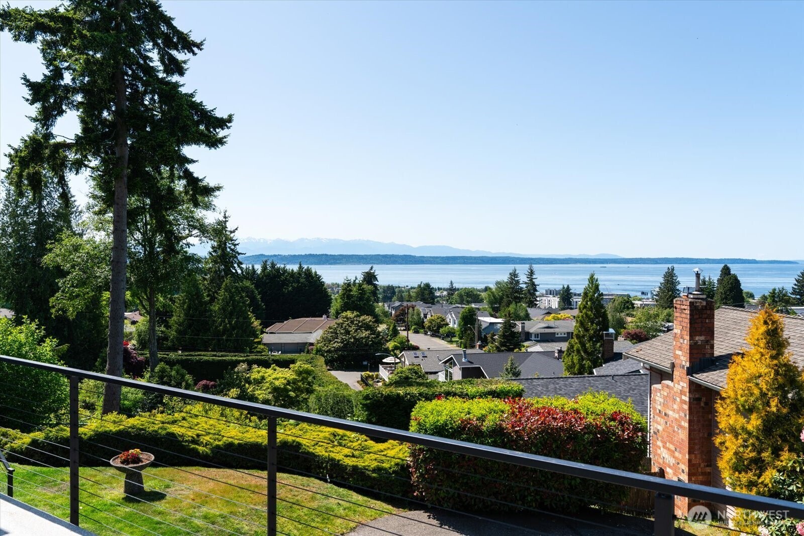 Property Photo:  710  9th Avenue S  WA 98020 