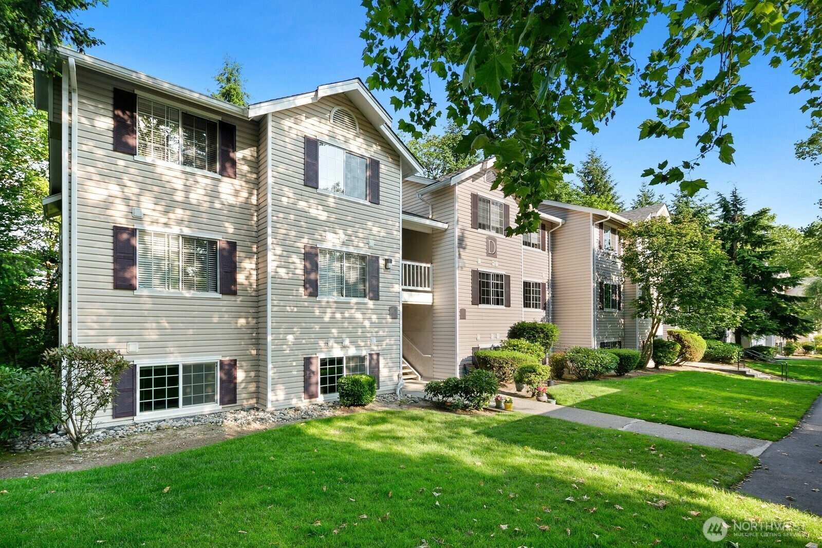 Property Photo: 19230 Forest Park Drive NE D115 WA 98155