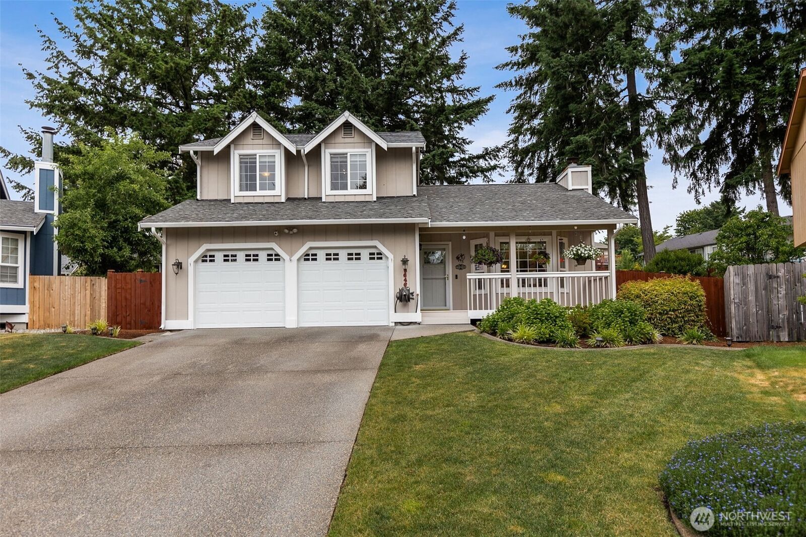 Property Photo:  9646  Plaza Court SE  WA 98513 