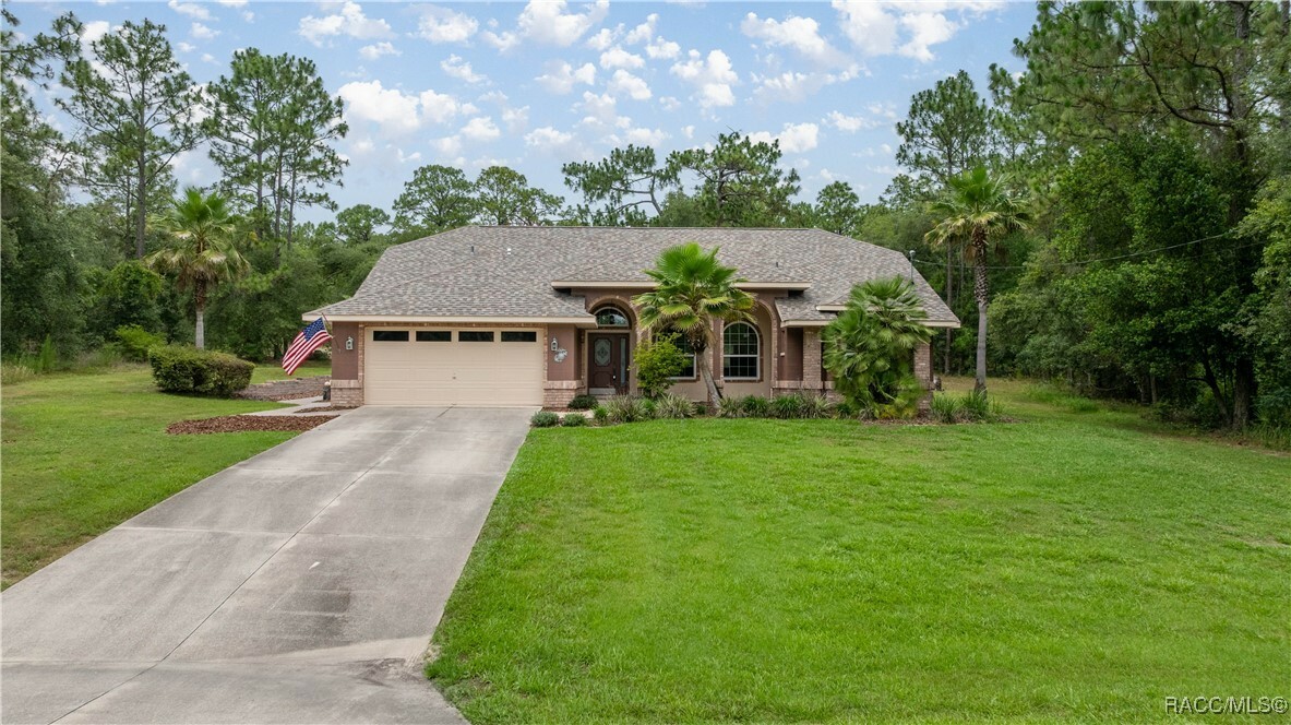 Property Photo: 2789 W Aleuts Drive FL 34465