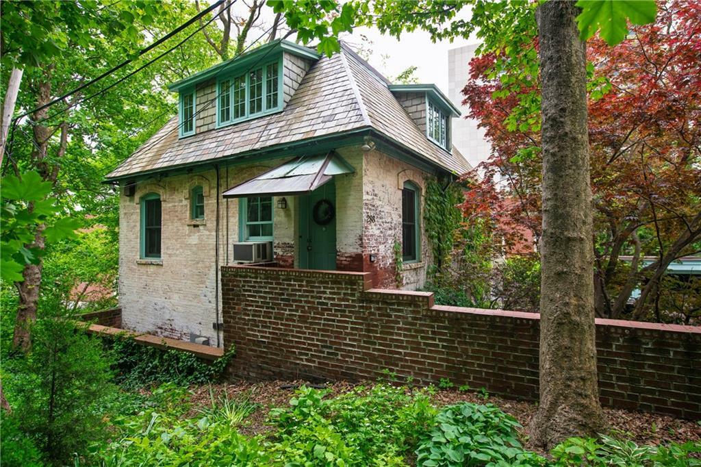 Property Photo: 288 Benefit Street RI 02903