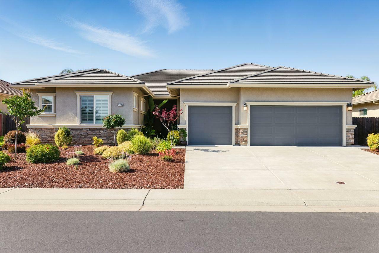 Property Photo: 4203 Mockingbird Court CA 95677