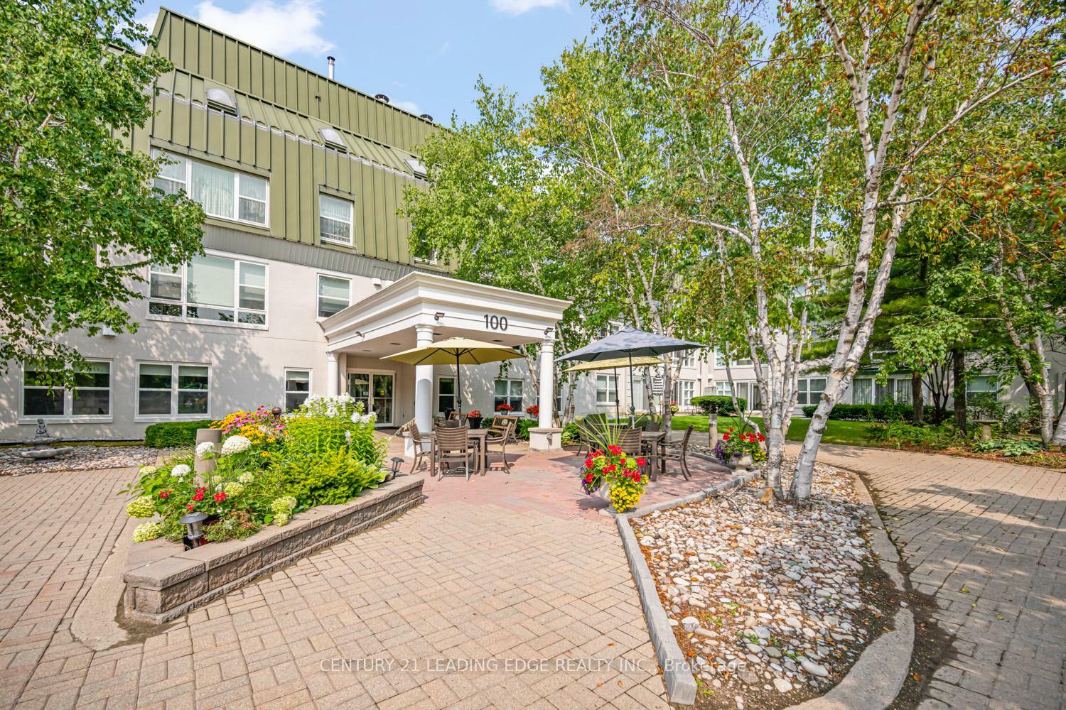 Property Photo: 100 Anna Russell Way 224 ON L3R 6C7