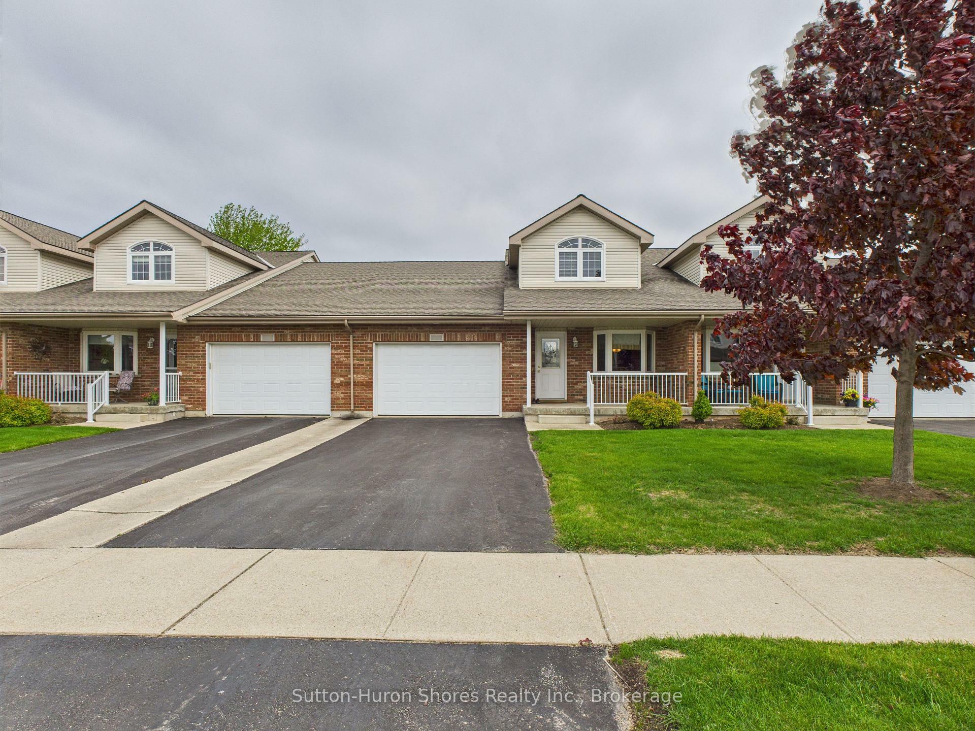 489 Andrew Street  Saugeen Shores ON N0H 2C1 photo