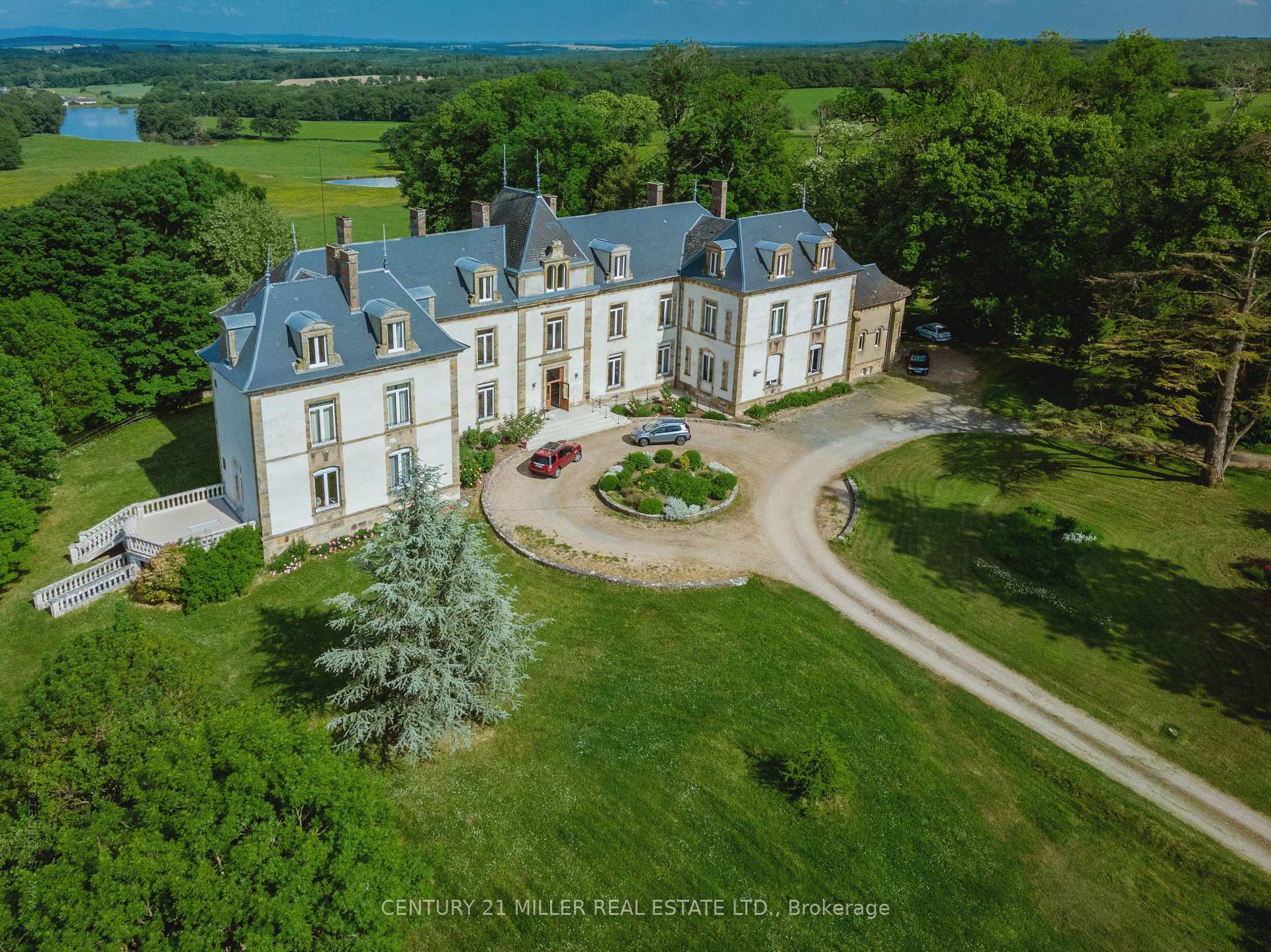 Property Photo: 58720 Beaumont-Sardolles N/A