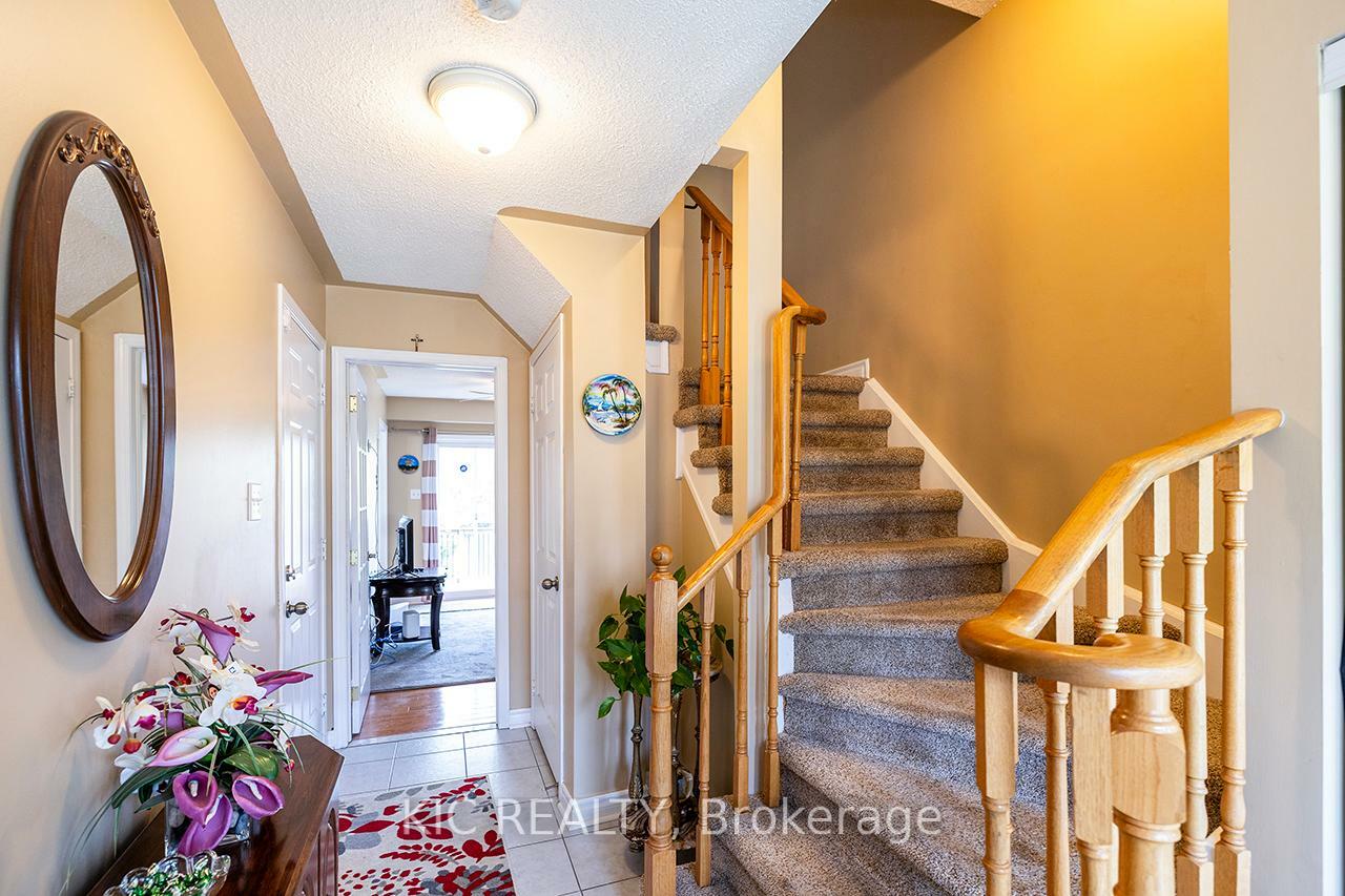 Property Photo: 904 Bourne Crescent ON L1H 8X5
