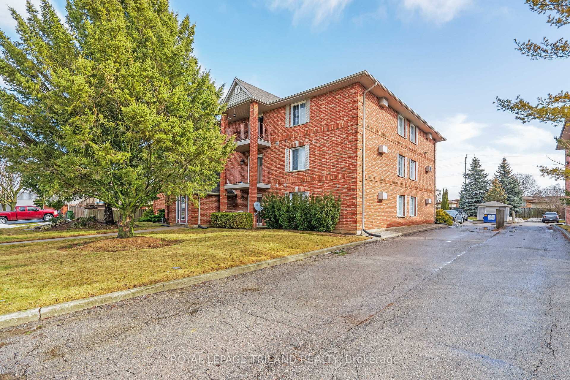 Property Photo:  70 Stokes Road  ON N5R 6A9 