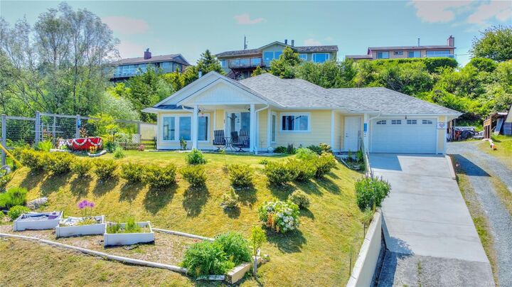 2565 Cardena Cres  Port McNeill BC V0N 2R0 photo
