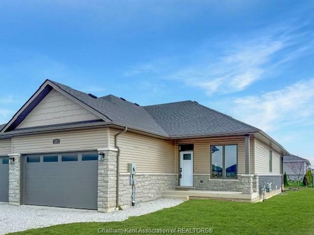 Photo de la propriété: 32 Duskridge Road ON N7L 0G7