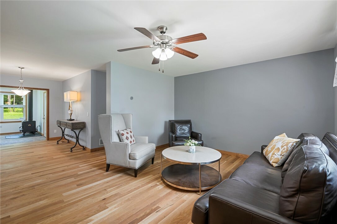 Property Photo: 310 Laurel Lane PA 16233