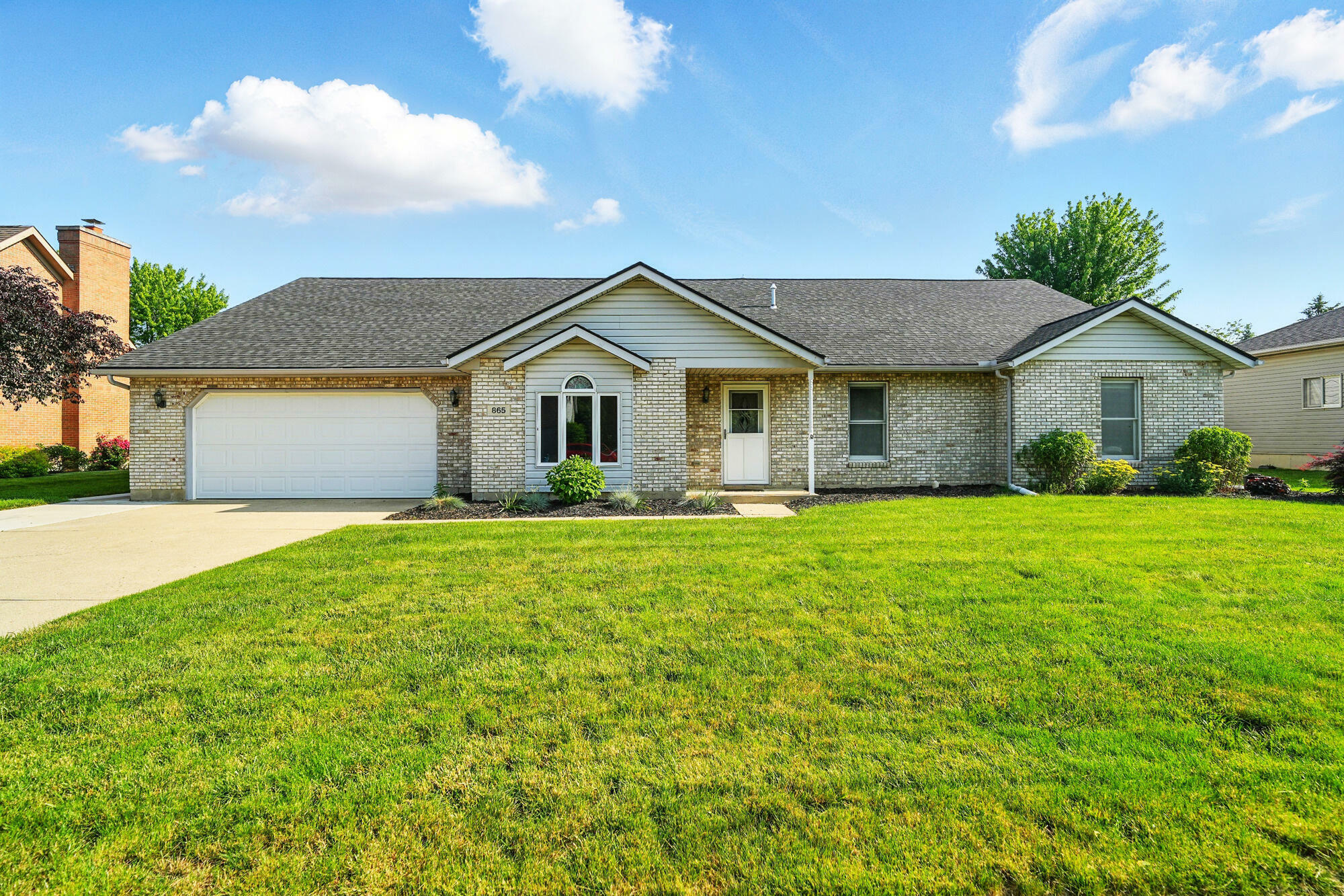 Property Photo: 865 Copperfield Lane OH 45371