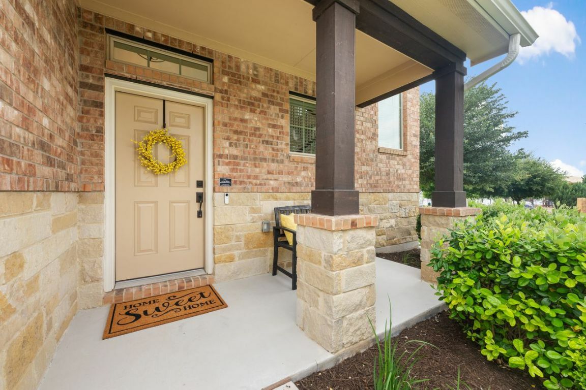 Property Photo: 3301 Amerigo Place Place TX 78665