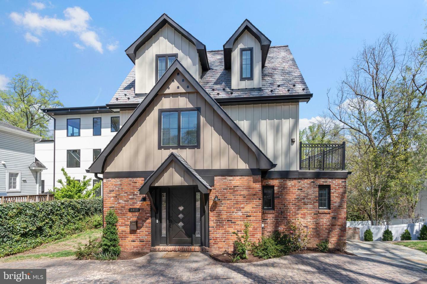Property Photo:  4017 22nd Street N  VA 22207 
