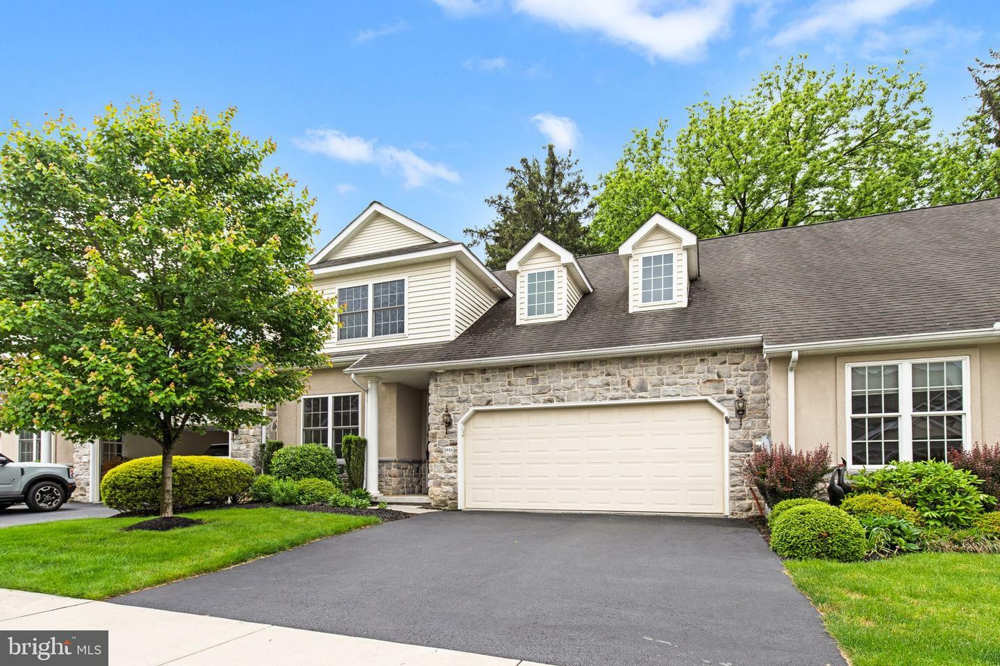 1816 Windsong Lane  Lancaster PA 17602 photo