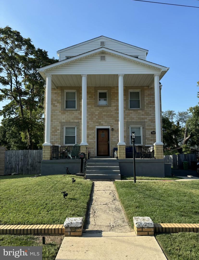 Property Photo: 4770 Towne Park Road MD 20746