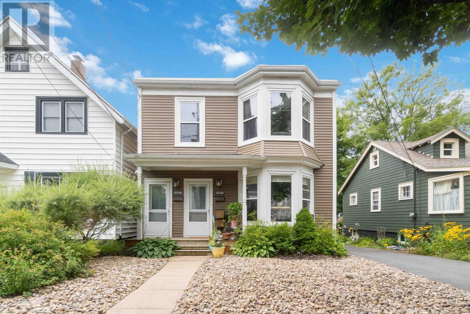 Photo de la propriété: 2536 Westmount Street NS B3L 3G6