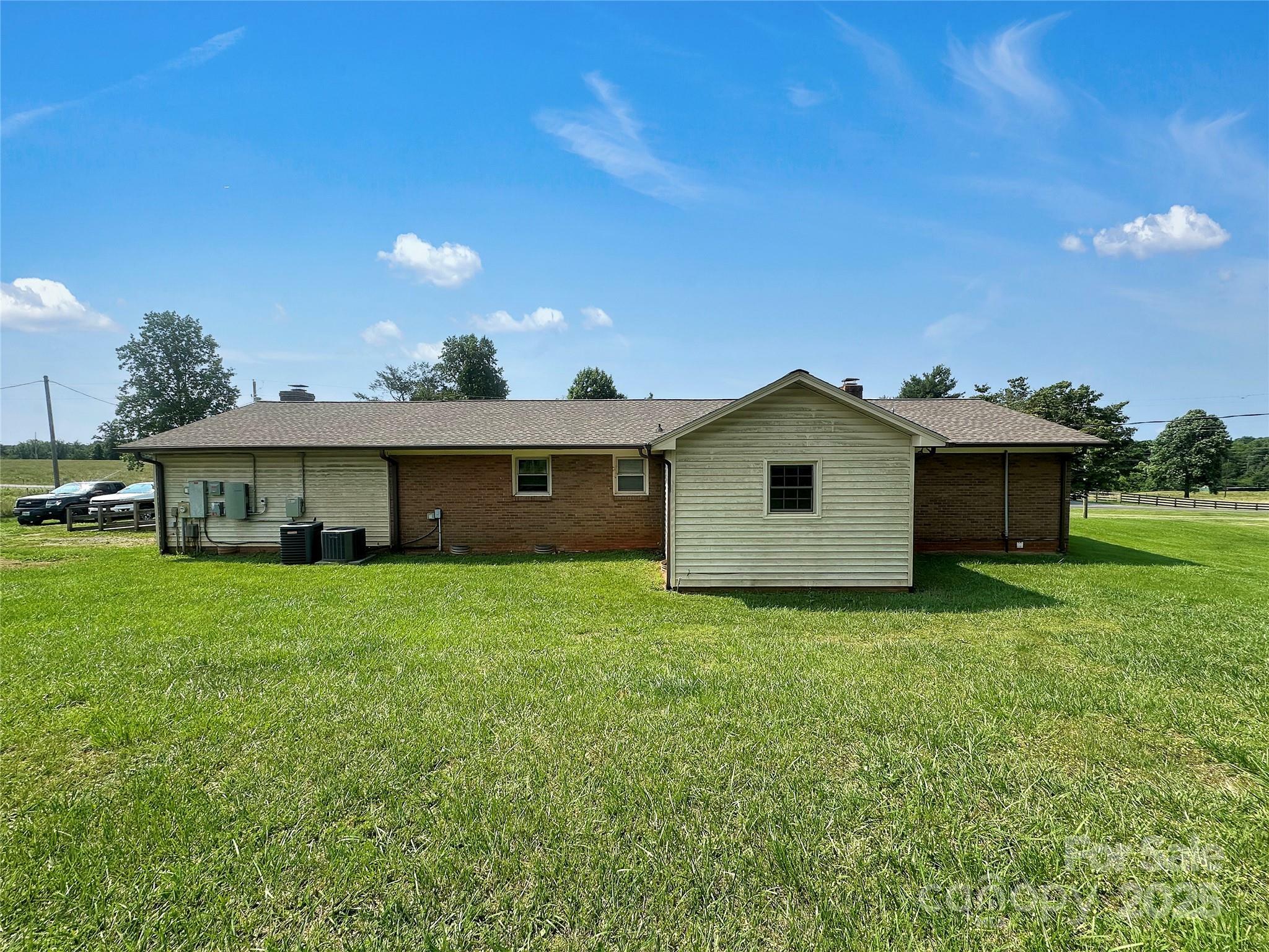 Property Photo: 305 Rockdale Road NC 28090